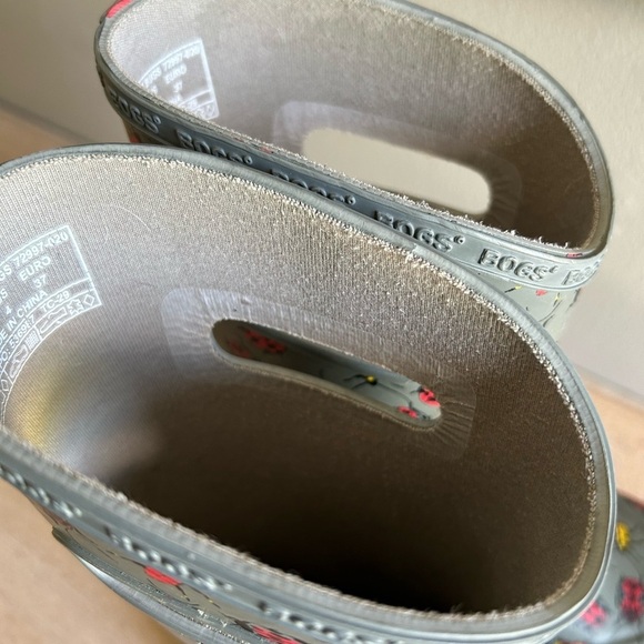 BOGS bug print rain boots youth size 4​​ - Picture 7 of 11